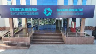 Етти ёшли қизалоғининг бош миясида хавфли ўсма аниқланганини билган онаизор чўкиб қолди.