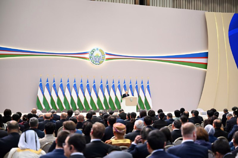 E’tibor bering, bundan to‘qqiz yil oldin iqtisodiyotimiz hajmini 100 milliard dollarga yetkazish biz uchun juda katta marra bo‘lib ko‘rinardi.