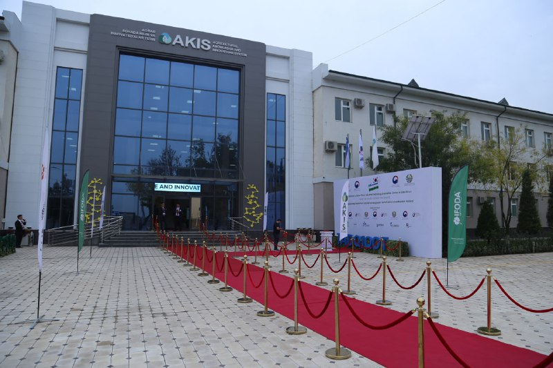 TOSHKENT VILOYATI AKISDA "SMART FARM" MARKAZI OCHILMOQDA