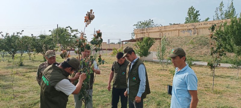 AKIS MARKAZI XODIMLARI HARBIY QISM BOG'IDA