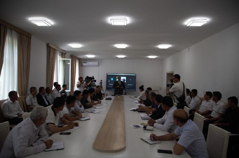 Qishloq xo‘jaligida bilim va innovatsiyalar Milliy markazida Senatning Agrar va suv xo‘jaligi masalalari qo‘mitasi vakillari ishtirokida "Sifatli ko‘chat-yuqori hosil garovi" mavzusida ilmiy-amaliy…