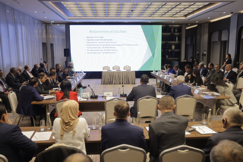 Ayni daqiqalarda poytaxtimizda Qishloq xo‘jaligida bilim va innovatsiyalar markazi tizimidagi Qishloq xo‘jaligini mexanizatsiyalash ilmiy-tadqiqot instituti (QXMITI) bilan hamkorlikda Birlashgan