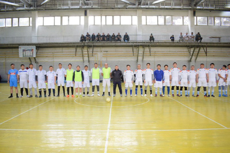 Futbol musobaqasi jarayonlaridan foto lavhalar